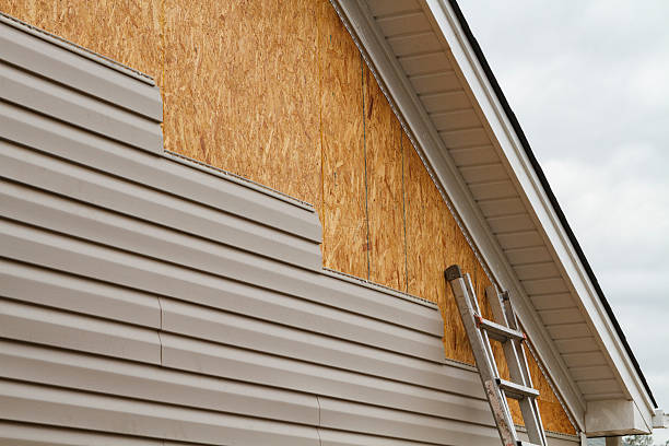 24/7 Emergency Siding Installation experts in Manchester, OH